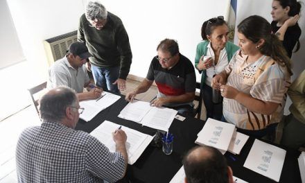 Buenos Aires: entregaron créditos al sector ganadero