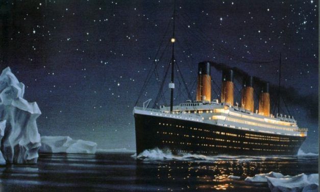 ATILRA canta y baila en la cubierta del Titanic