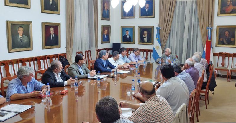 LA MESA DE ENLACE ENTRERRIANA MANTUVO UN ENCUENTRO DE TRABAJO CON EL MINISTRO DE DESARROLLO ECONÓMICO