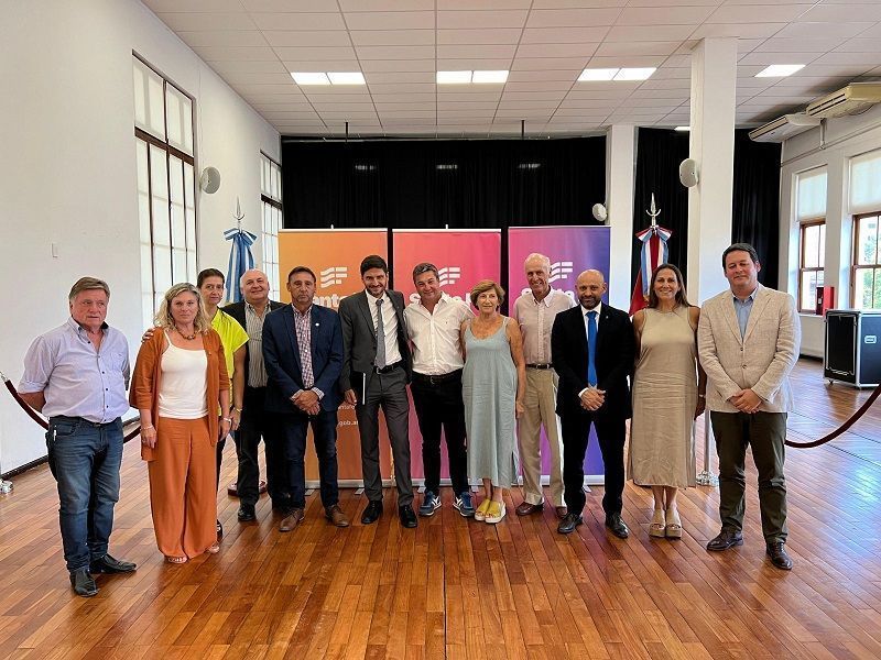CARSFE en un encuentro con Pullaro y otras entidades