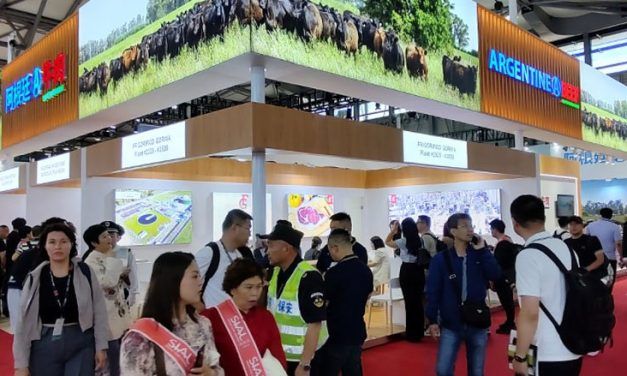Movimiento febril en el primer día de la Sial China 2024