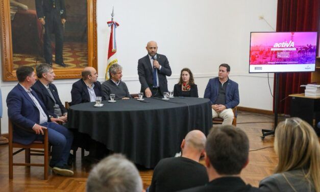 Santa Fe tendrá créditos a tasa cero pagaderos en litros de leche