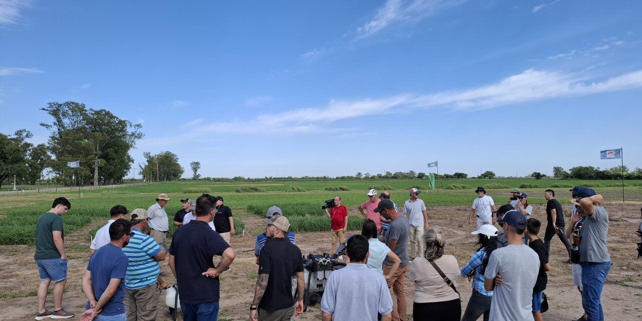 Jornada sobre el uso de drones aplicadores en pasturas 