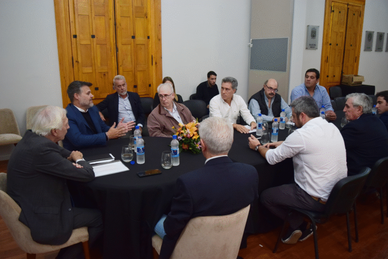Entre Ríos debate el paquete tributario rural de 2025