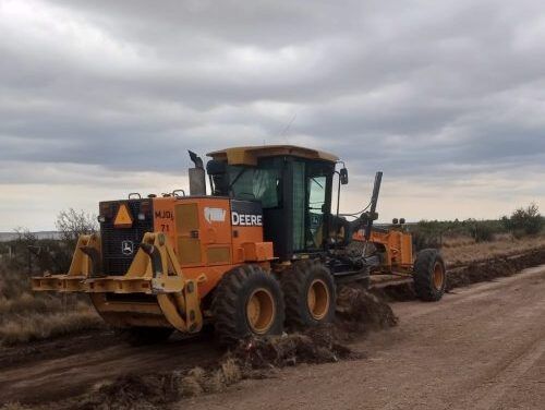 Trabajo conjunto para mejorar caminos rurales en San Luis
