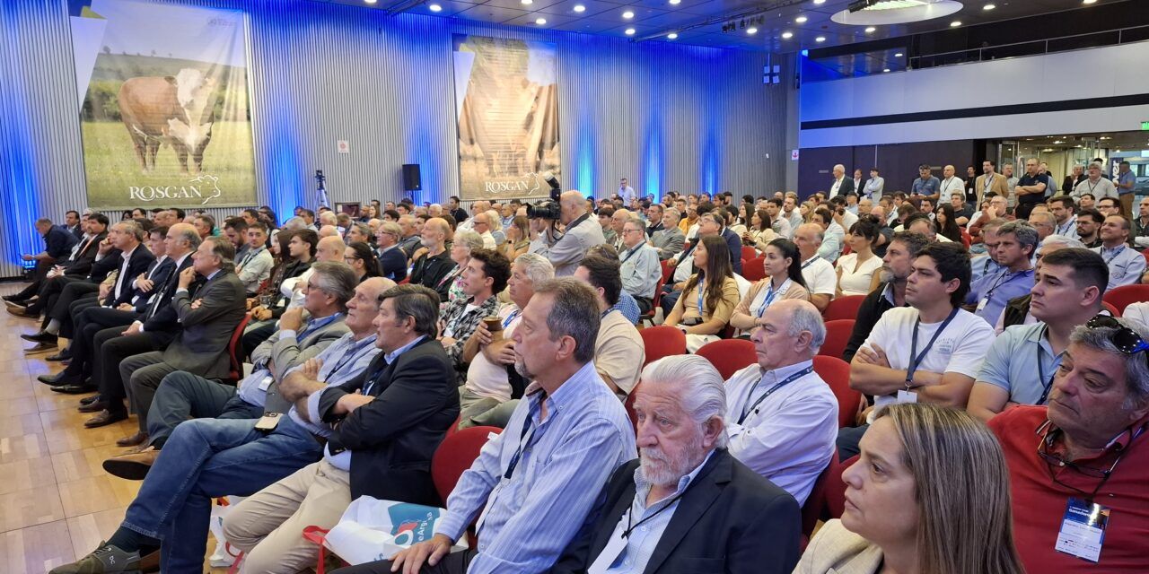 Rosario: comenzó el 4ª Congreso Federal Ganadero