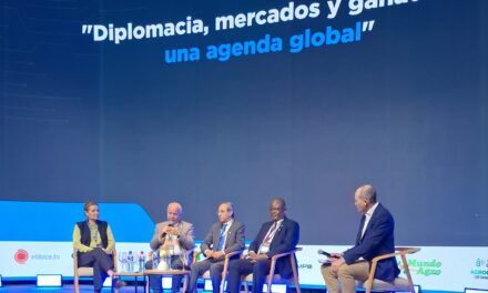Diplomacia, mercados y ganadería